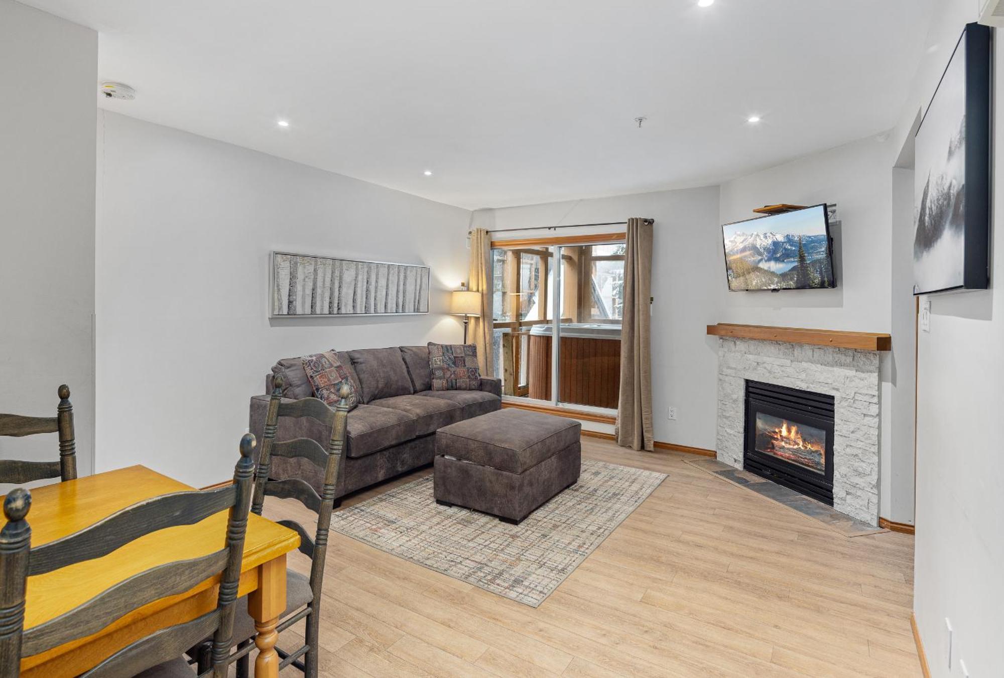 וויסטלר Glaciers Reach By Allseason Vacation Rentals מראה חיצוני תמונה